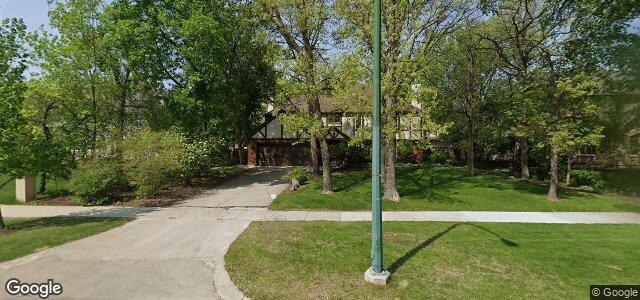 Larawan ng 224 Lamont Boulevard sa Winnipeg, Manitoba
