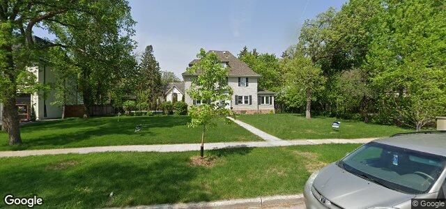 Larawan ng 230 Lamont Boulevard sa Winnipeg, Manitoba