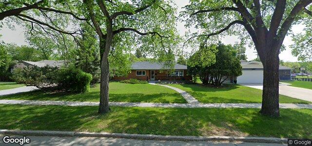 Larawan ng 239 Lamont Boulevard sa Winnipeg, Manitoba