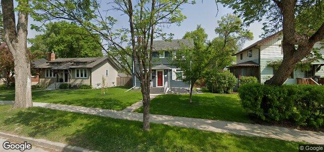 Larawan ng 647 Academy Road sa Winnipeg, Manitoba