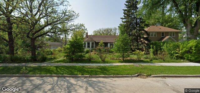 Larawan ng 656 Academy Road sa Winnipeg, Manitoba