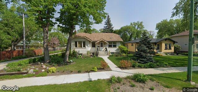 Larawan ng 669 Academy Road sa Winnipeg, Manitoba