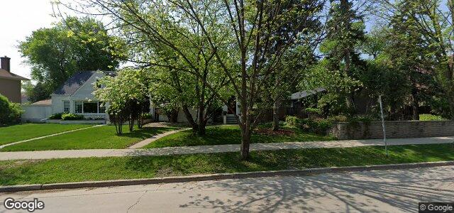 Larawan ng 670 Academy Road sa Winnipeg, Manitoba