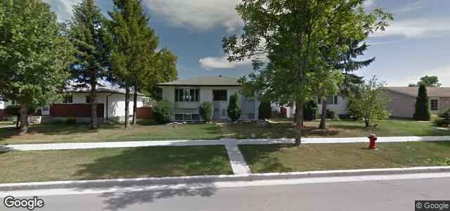 Larawan ng 1086 Ducharme Avenue sa Winnipeg, Manitoba