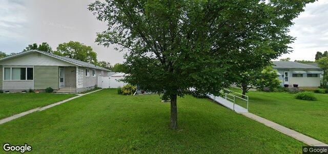 Larawan ng 1095 Ducharme Avenue sa Winnipeg, Manitoba