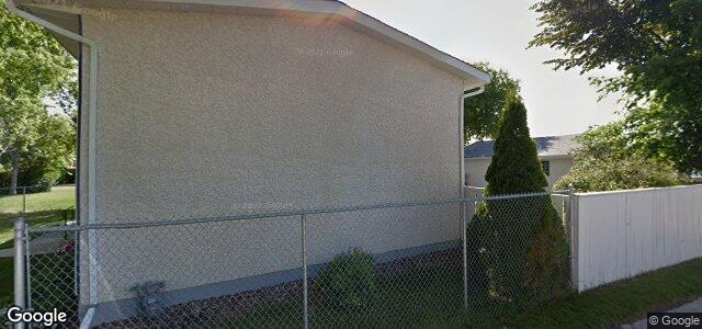 1110 Ducharme Avenue（加拿大曼尼托巴省溫尼伯市）房屋照片