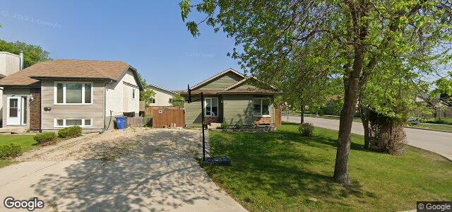 Larawan ng 3 La Porte Drive sa Winnipeg, Manitoba