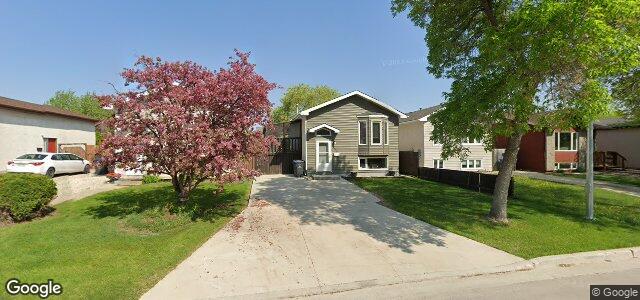 Larawan ng 333 Houde Drive sa Winnipeg, Manitoba