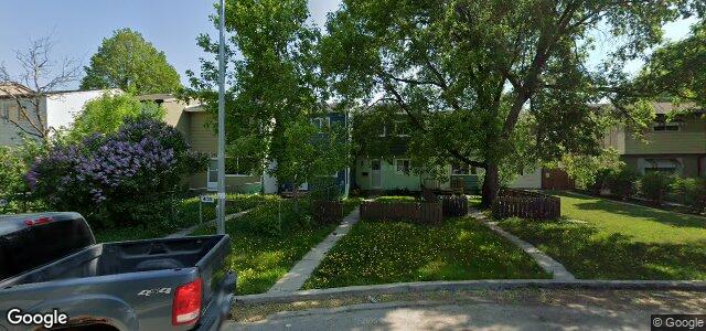 Larawan ng 401 Houde Drive sa Winnipeg, Manitoba