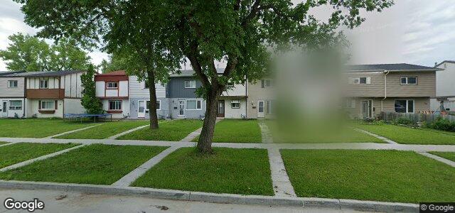 Larawan ng 76 Villeneuve Boulevard sa Winnipeg, Manitoba