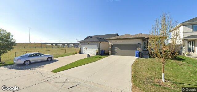 Larawan ng 110 Philip Lee Drive sa Winnipeg, Manitoba
