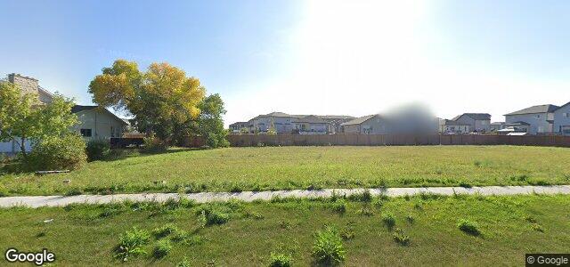 Larawan ng 1300 Ravelston Avenue W sa Winnipeg, Manitoba