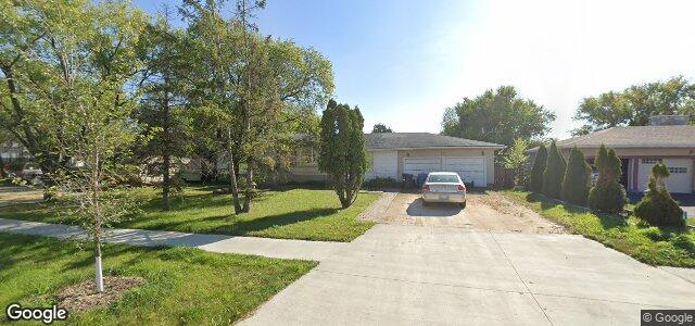 Larawan ng 1422 Ravelston Avenue W sa Winnipeg, Manitoba