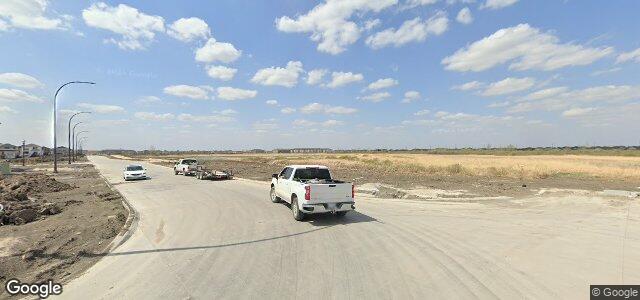 Larawan ng 2 Ken Butchart Crescent sa Winnipeg, Manitoba