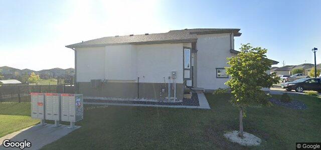 Larawan ng 235 Philip Lee Drive sa Winnipeg, Manitoba