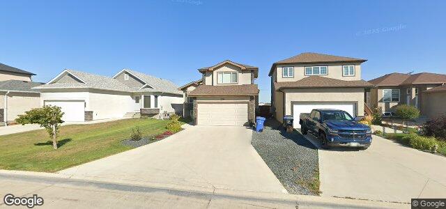 Larawan ng 270 Philip Lee Drive sa Winnipeg, Manitoba