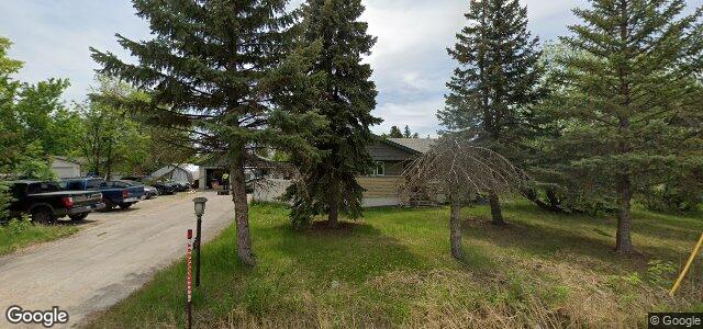 Larawan ng 284 Almey Avenue sa Winnipeg, Manitoba