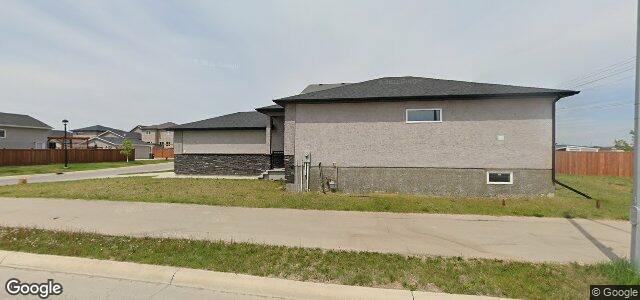 Larawan ng 338 Philip Lee Drive sa Winnipeg, Manitoba