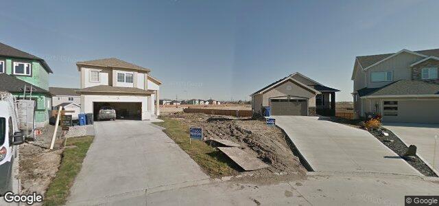 Larawan ng 35 Larry Vickar Drive E sa Winnipeg, Manitoba