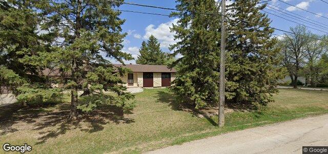 Larawan ng 389 Almey Avenue sa Winnipeg, Manitoba