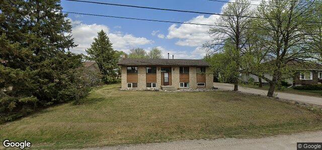 Larawan ng 395 Almey Avenue sa Winnipeg, Manitoba