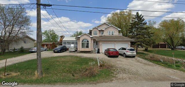Larawan ng 449 Almey Avenue sa Winnipeg, Manitoba