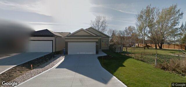 Larawan ng 50 Golden Boy Lane sa Winnipeg, Manitoba