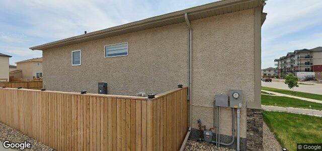 Larawan ng 67 Philip Lee Drive sa Winnipeg, Manitoba