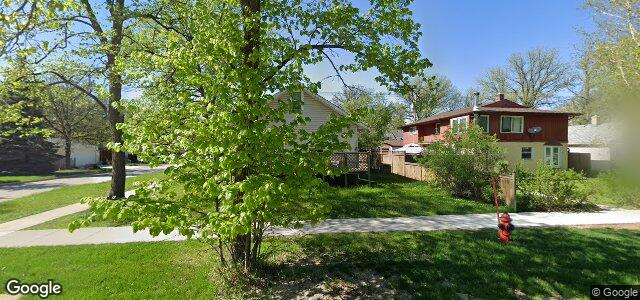 Larawan ng 681 Oakenwald Avenue sa Winnipeg, Manitoba