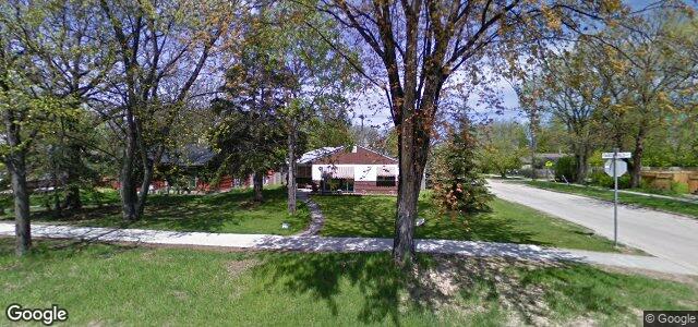 Larawan ng 701 Oakenwald Avenue sa Winnipeg, Manitoba