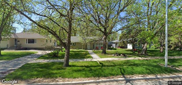 Larawan ng 705 Oakenwald Avenue sa Winnipeg, Manitoba