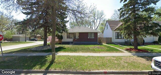Larawan ng 902 Waterford Avenue sa Winnipeg, Manitoba