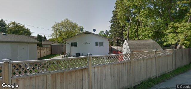 Larawan ng 903 Merriam Boulevard sa Winnipeg, Manitoba