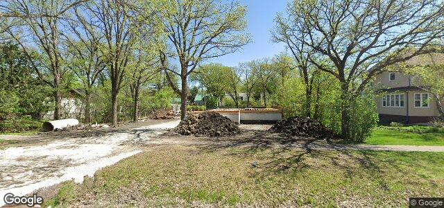 Larawan ng 906 North Drive sa Winnipeg, Manitoba