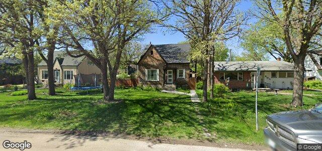 Larawan ng 907 North Drive sa Winnipeg, Manitoba