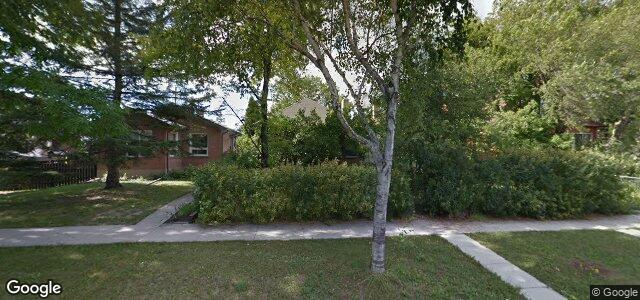 Larawan ng 911 Merriam Boulevard sa Winnipeg, Manitoba