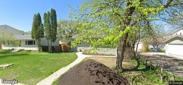 Photo of 913 Somerville Avenue in Winnipeg, Manitoba