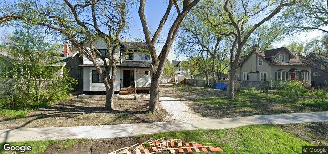 Larawan ng 930 Somerset Avenue sa Winnipeg, Manitoba