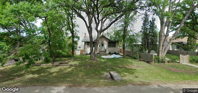 Larawan ng 933 Somerset Avenue sa Winnipeg, Manitoba