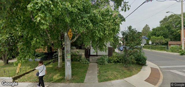Larawan ng 100 Barrington Avenue sa Winnipeg, Manitoba