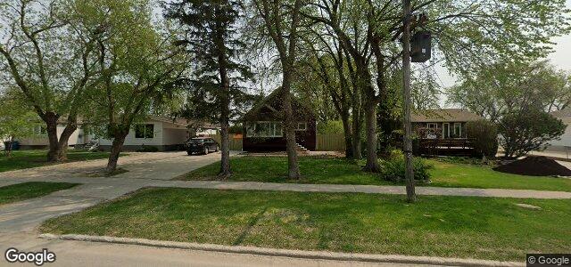 Larawan ng 100 St Michael Road sa Winnipeg, Manitoba