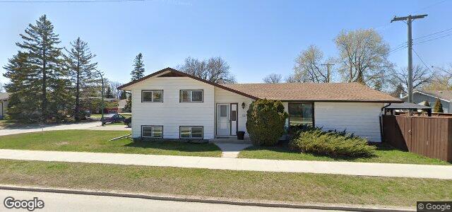 Larawan ng 101 Crofton Bay sa Winnipeg, Manitoba