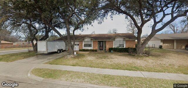 Larawan ng 101 Woodbury Drive sa Winnipeg, Manitoba