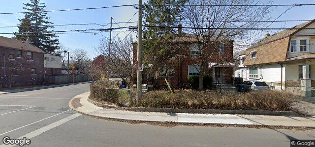 Larawan ng 102 Barrington Avenue sa Winnipeg, Manitoba