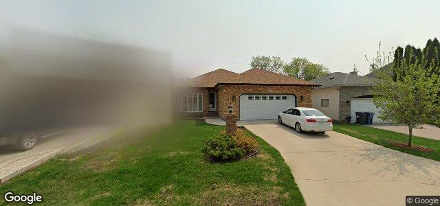 Larawan ng 102 Bethune Way sa Winnipeg, Manitoba