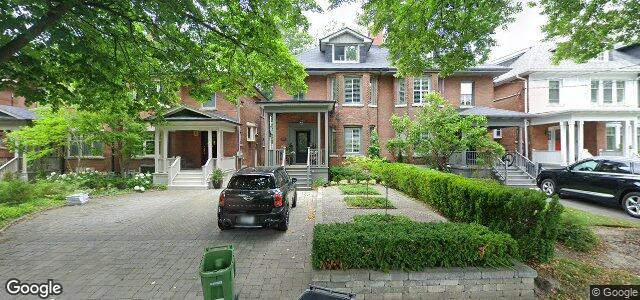 Larawan ng 104 Moore Avenue sa Winnipeg, Manitoba