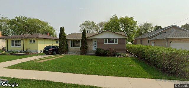 Larawan ng 110 Arden Avenue sa Winnipeg, Manitoba
