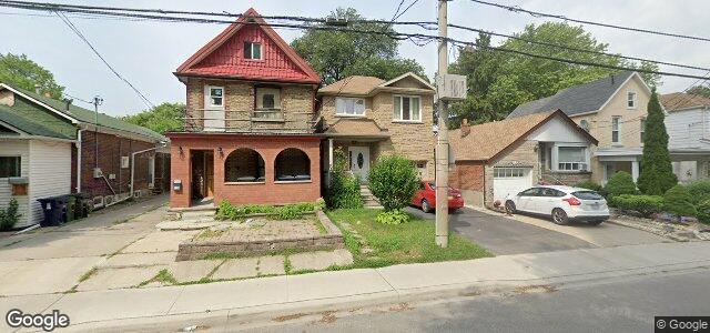 Larawan ng 130 Barrington Avenue sa Winnipeg, Manitoba