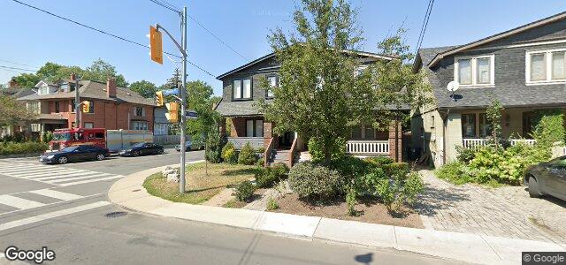 Larawan ng 130 Moore Avenue sa Winnipeg, Manitoba