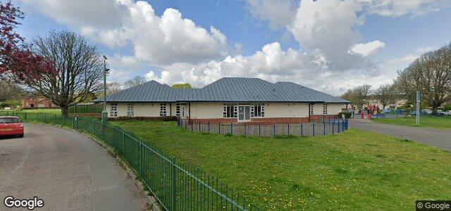 Larawan ng 133 Moore Avenue sa Winnipeg, Manitoba